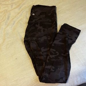 Camo Lululemon leggings